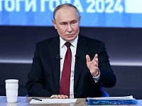 Президент Владимир Путин предложил объявить 2025 год Годом защитника Отечества