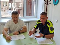 Педагоги  Дома детского творчества встретились  с инспектором ГИБДД  