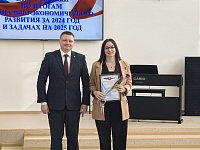 На собрании актива городского округа отличившихся светловцев отметили наградами