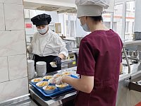 Народный фронт проверил качество питания в столовой светловской школы