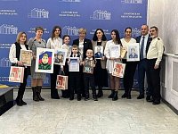 Светловская школьница - в числе победителей конкурса детских рисунков «Мой герой» 