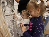 Видеорепортаж: Маскировочная сеть руками детей