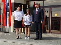 «Мы - граждане России!»: в День государственного флага России юным светловцам вручили первые паспорта