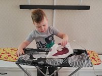 Маленькие «Непоседы» - лучшие мамины помощники!