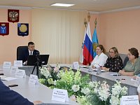На совещании при главе обсудили вопросы социально-экономического развития и текущую ситуацию в городке