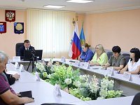 В Светлом продолжится работа по покосу сорной растительности и наведению санитарного порядка