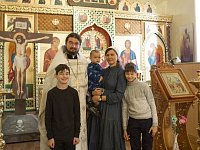 «Батюшка на все руки» приглашает светловцев в храм