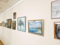 Художники-преподаватели Детской школы искусств представили выставку своих работ