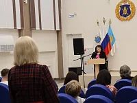 Глава городского округа обсудила с жителями планы по развитию Светлого