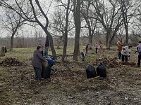 Светлый вышел на субботник