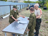 Курсанты изучили основы работы на радиостанциях