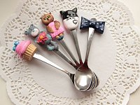 Светловцев приглашают на мастер-класс по декору чайных ложек полимерной глиной