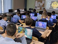 Мобильный технопарк "Кванториум" провел в светловской школе очередное занятие