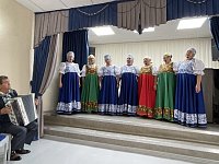 Светловские артисты поздравили подопечных центра социального обслуживания населения