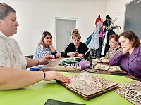 Мам особенных малышей пригласили на мастер - класс "Дерево жизни"