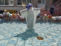 В гостях у воспитанников «Светлячка» побывали Нептун и Водяной