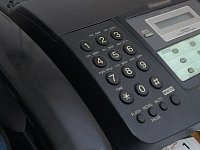 Работает «горячая линия» по вопросам качества и безопасности детских товаров и школьных принадлежностей