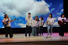 Концертная программа, посвящённая 10-летним юбилею воссоединения Крыма с Россией, прошла в Доме культуры