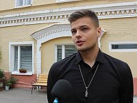 Жители Энгельса рассказали о своем решении подписать контракт на военную службу в Вооруженных силах России