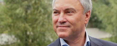 Володин: найдено решение – с 1 января 2026 года вводится бесплатное питание в школах и посещение детсадов на территории всей Саратовской области, за исключением городов