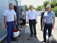 Ремонт детской школы искусств, новый стадион и станция по очистке воды: 23 июня состоялся рабочий визит Вячеслава Володина в Светлый.