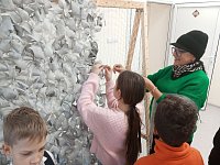 Юнармейцы освоили мастерство изготовления маскировочных сетей