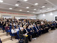 В Саратове прошёл Межрегиональный межнациональный патриотический форум «СВОи Герои»