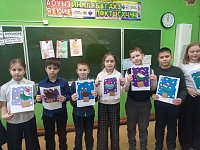 Урок технологии с пользой: школьники Светлого помогают зимующим птицам