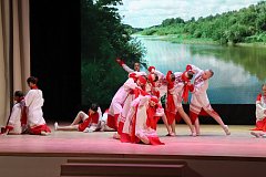 Концертная программа, посвящённая 10-летним юбилею воссоединения Крыма с Россией, прошла в Доме культуры