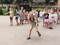 «У фонтана» прошло весёлое развлечение для светловских ребят