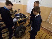 Светловские девятиклассники побывали в сельхозтехникуме Тимирязева